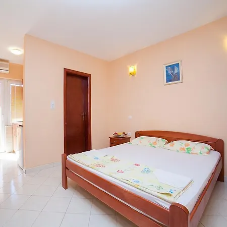 Apartments Franovic Petrovac Exterior photo